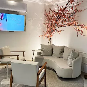 La Derme Clinic